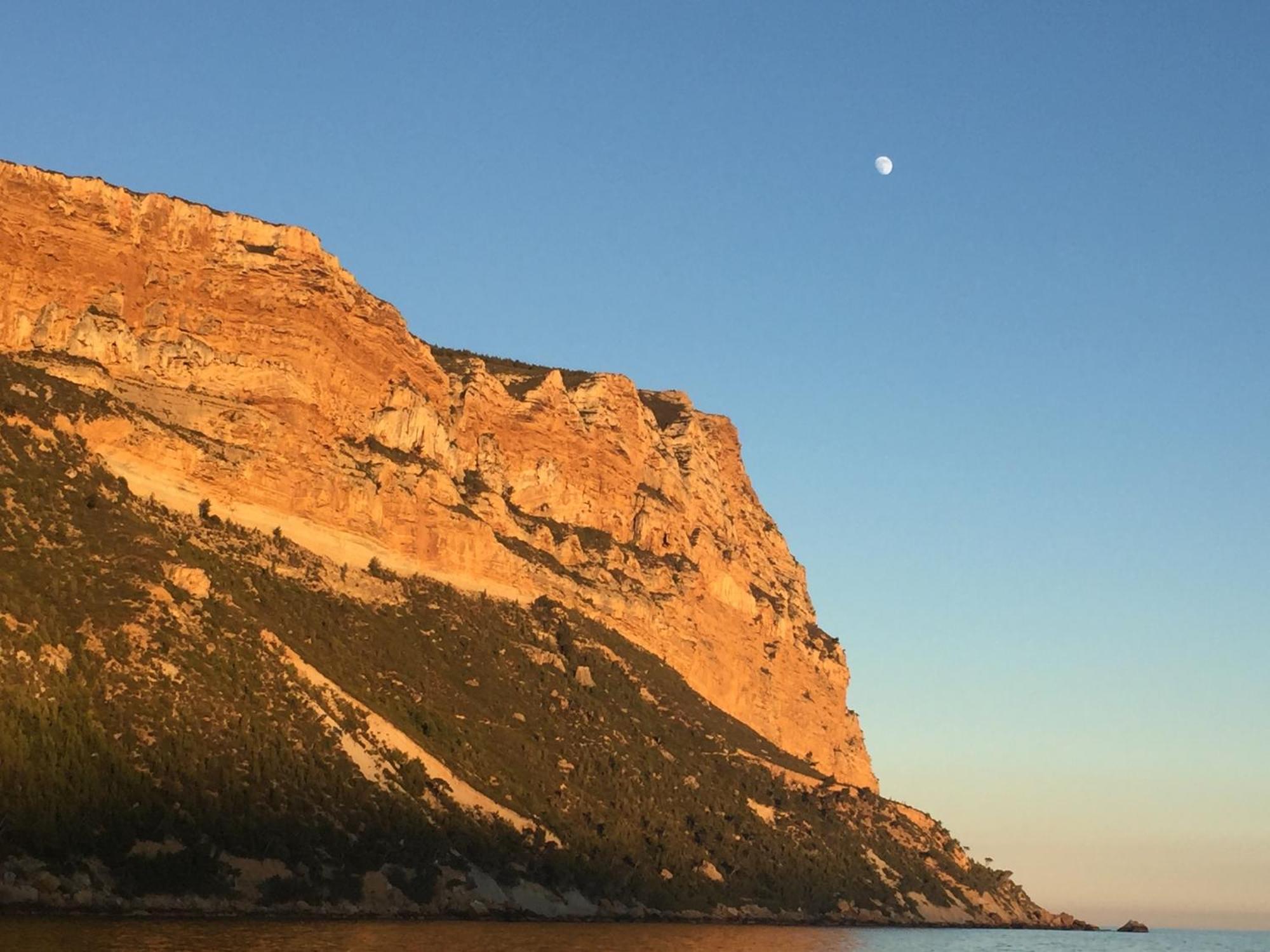 Le Clos De La Tour Cassis Piscine Chauffee Bagian luar foto