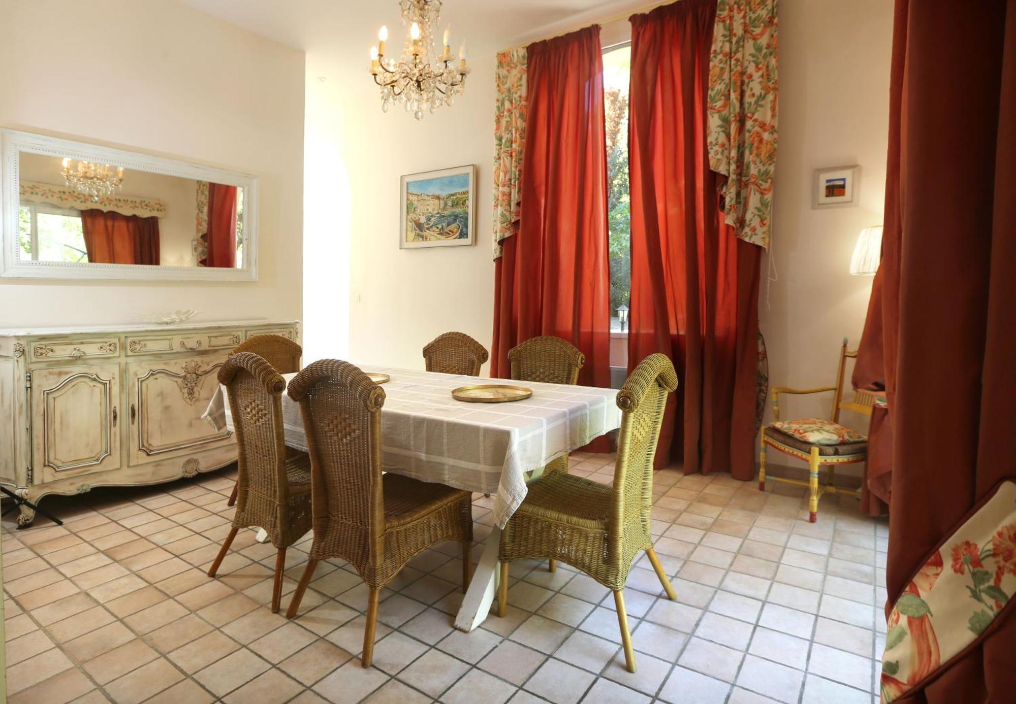 Le Clos De La Tour Cassis Piscine Chauffee Bagian luar foto